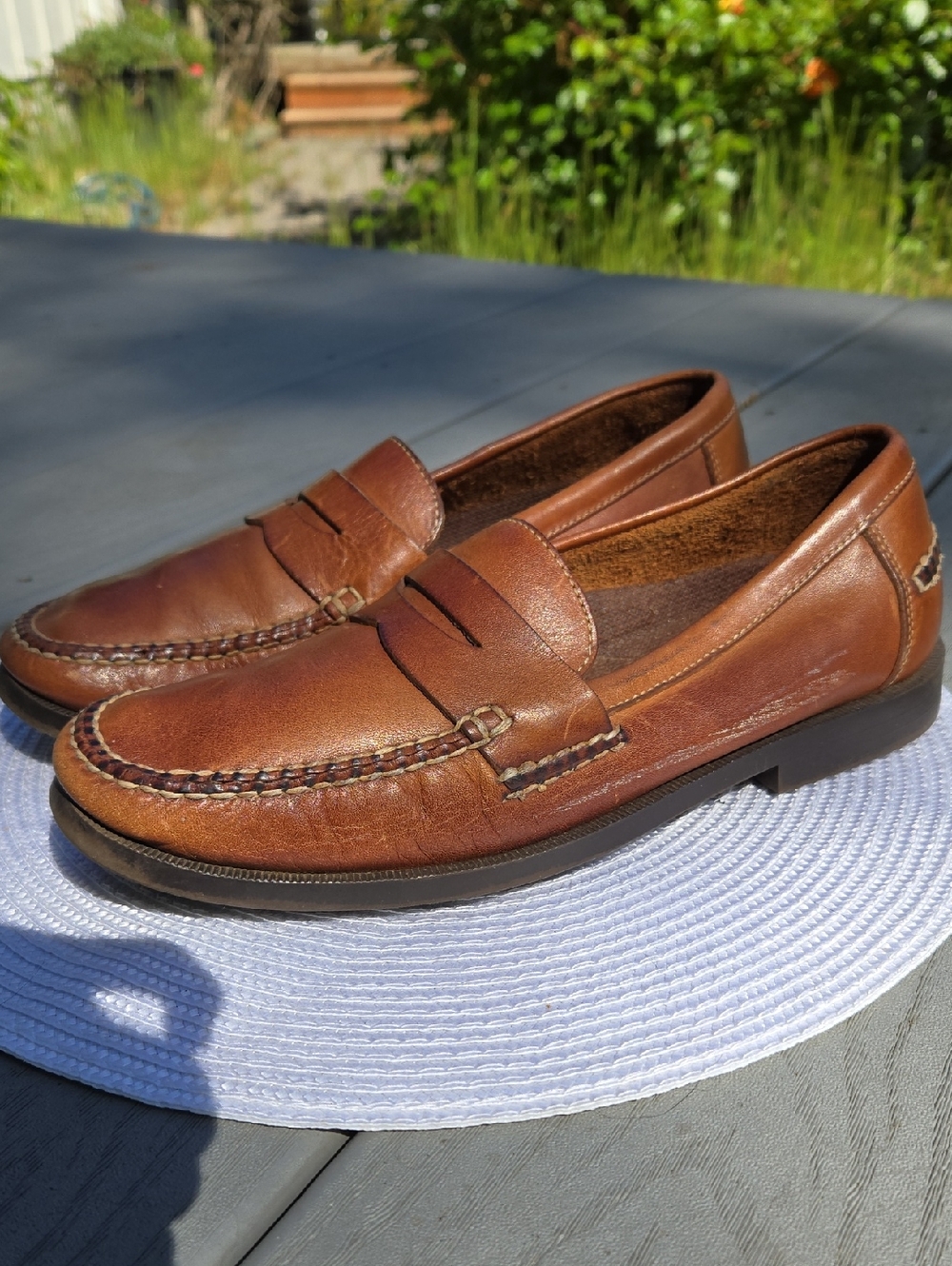 EARTH SHOE Tan "PEYTON" Loafer Men's  sz.9.0 EUC                   (BIN 006)